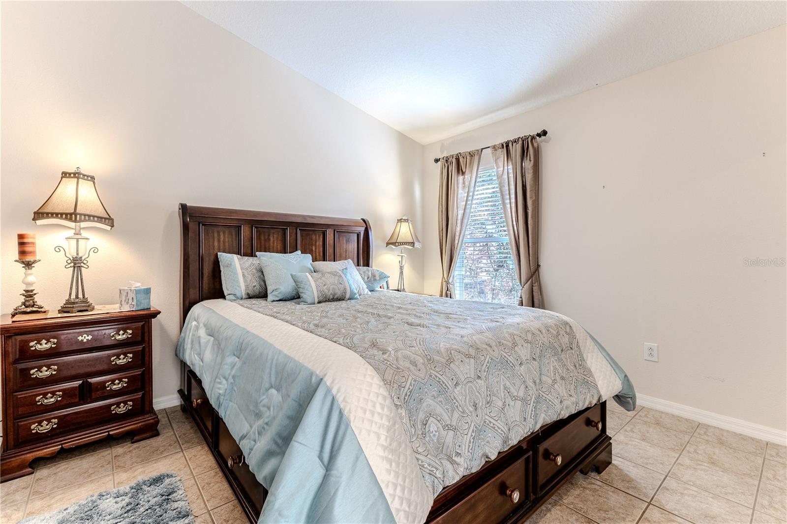 WELLINGTON AT SEVEN HILLS PH 7 - Residential