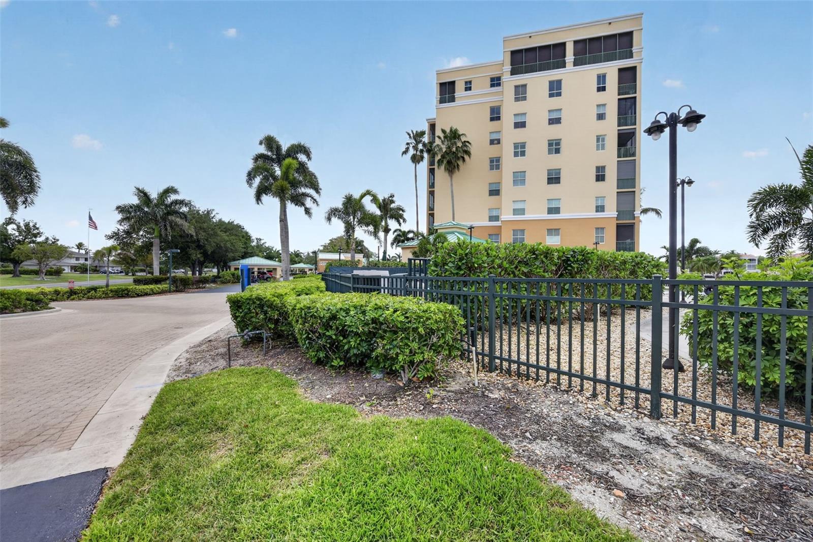 HARBOR TOWERS AT BURNT STORE - Residential