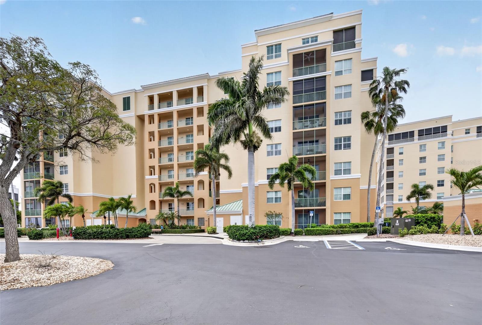 HARBOR TOWERS AT BURNT STORE - Residential