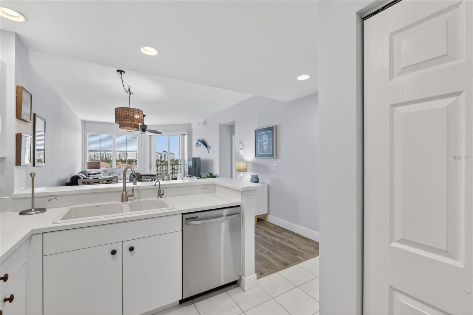 HARBOR TOWERS AT BURNT STORE - Residential