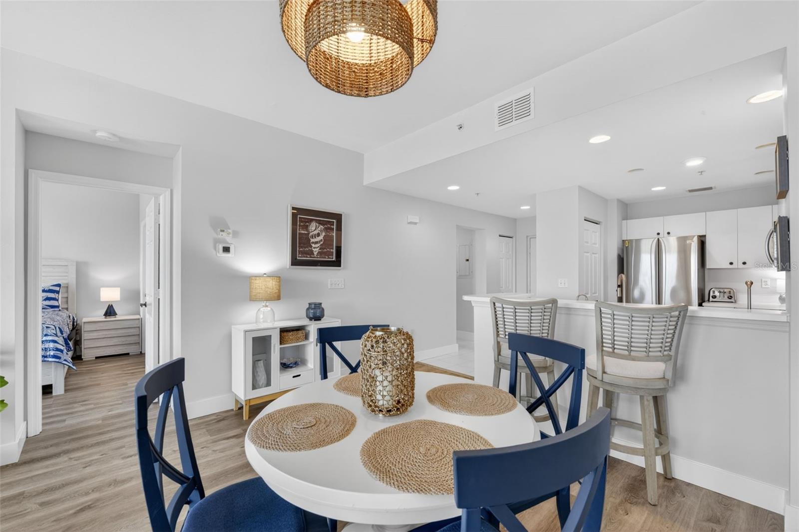 HARBOR TOWERS AT BURNT STORE - Residential