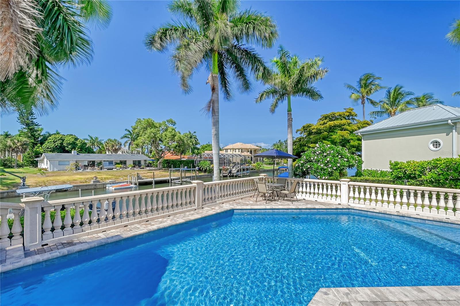 CORAL COVE - Residential Lease