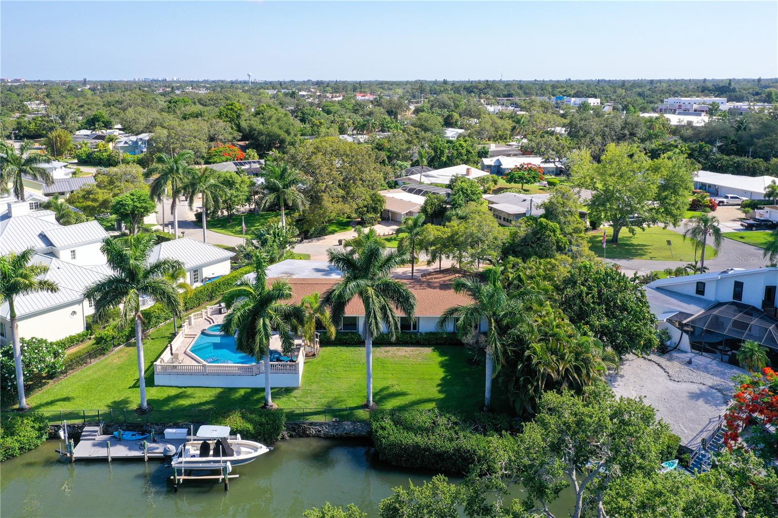 CORAL COVE - Residential Lease