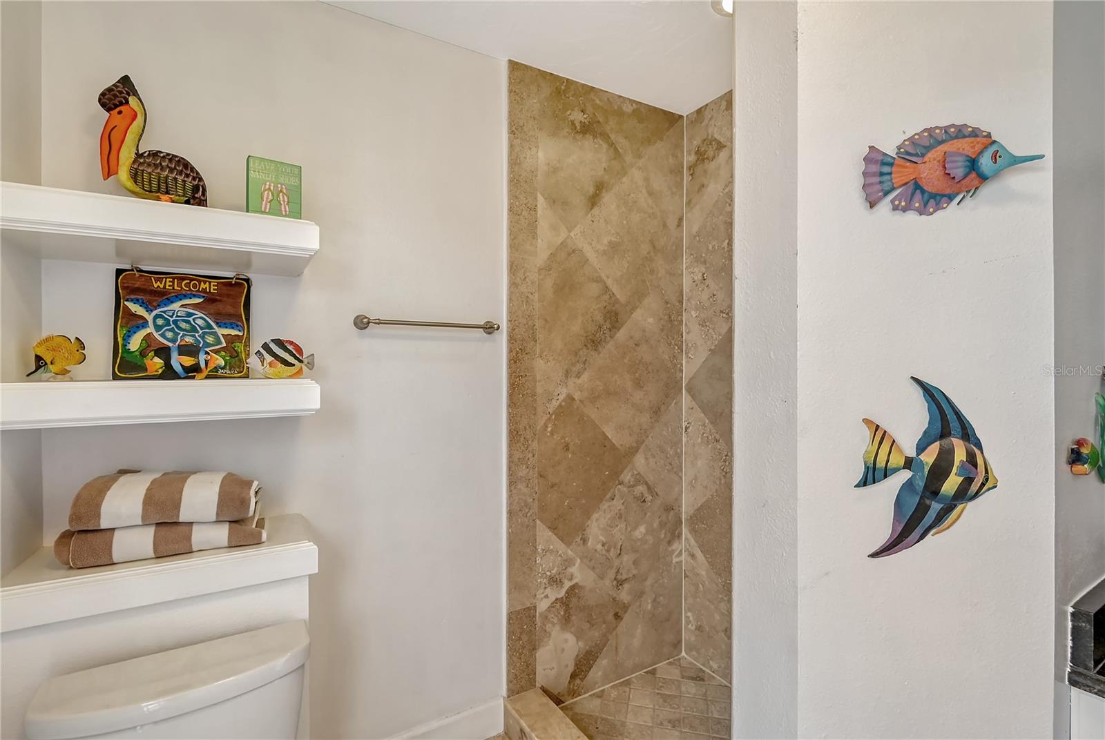 CORAL COVE - Residential Lease