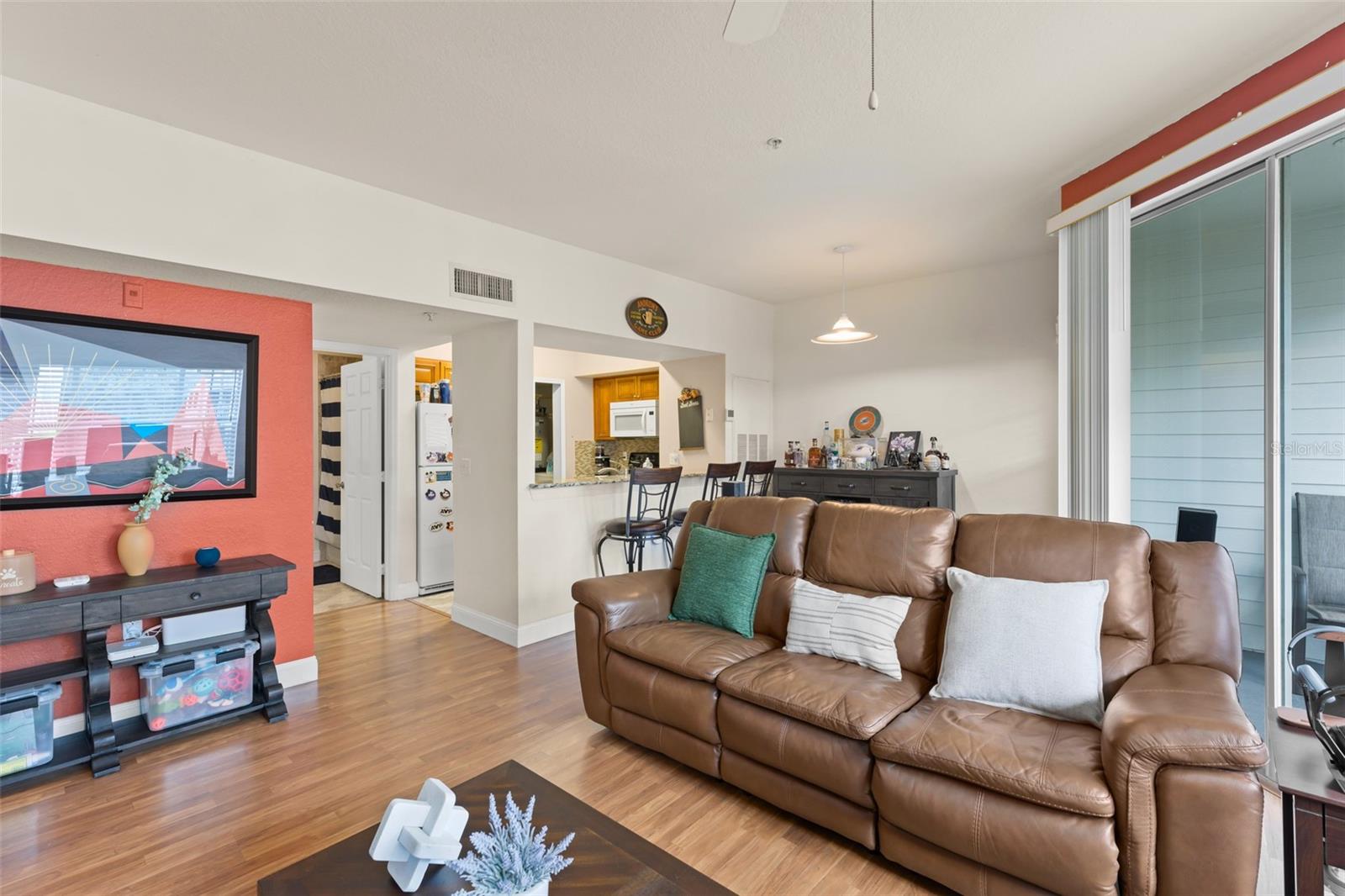 CHARLES TOWNE/PK CENTRAL CONDO - Residential