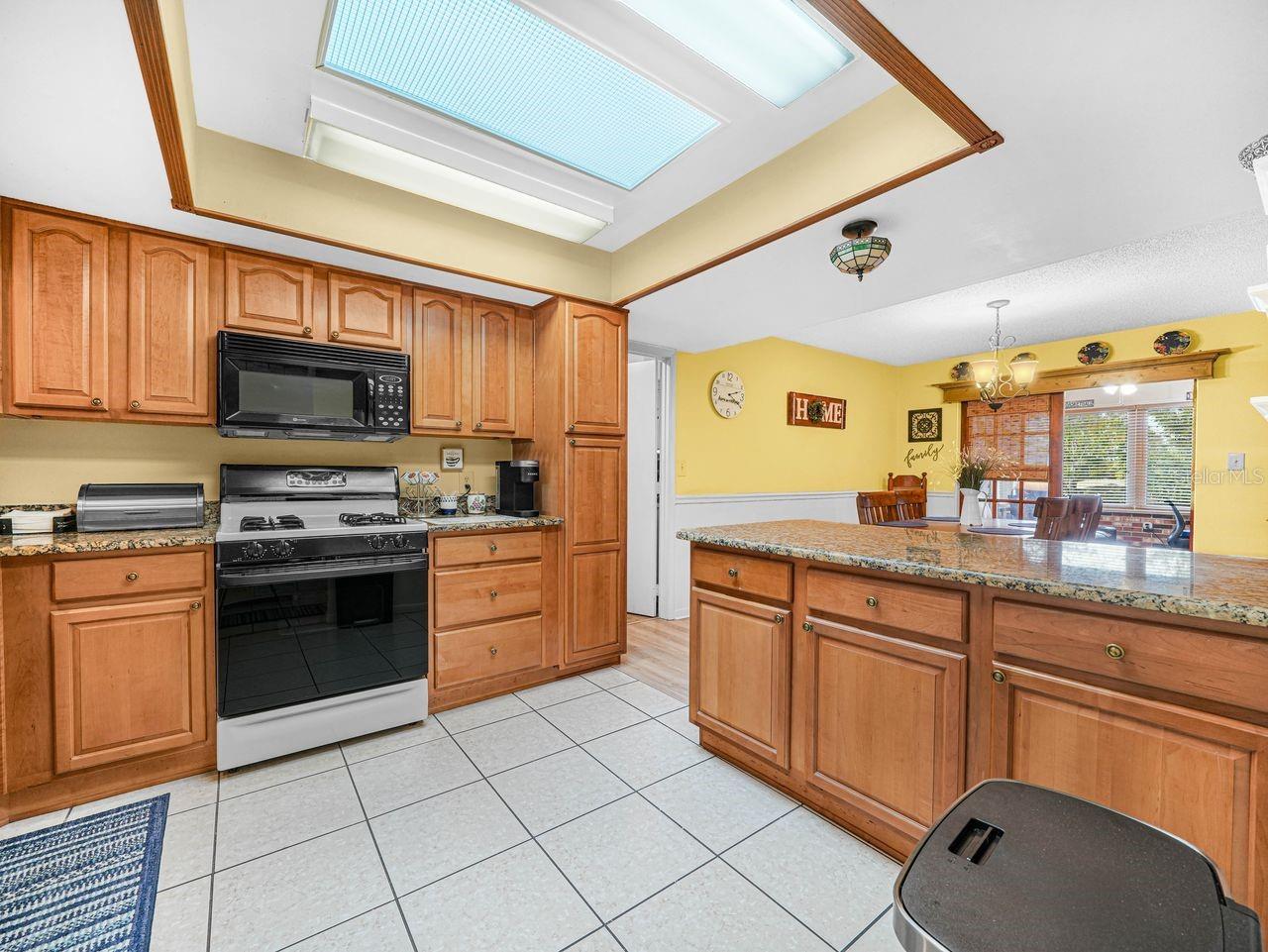 VILLASTHE 02 - Residential