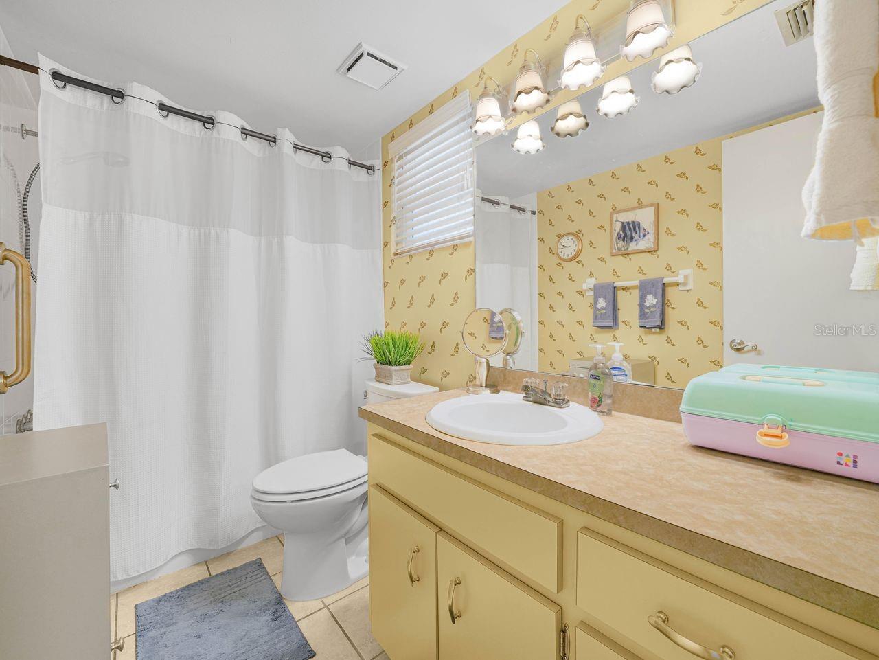 VILLASTHE 02 - Residential