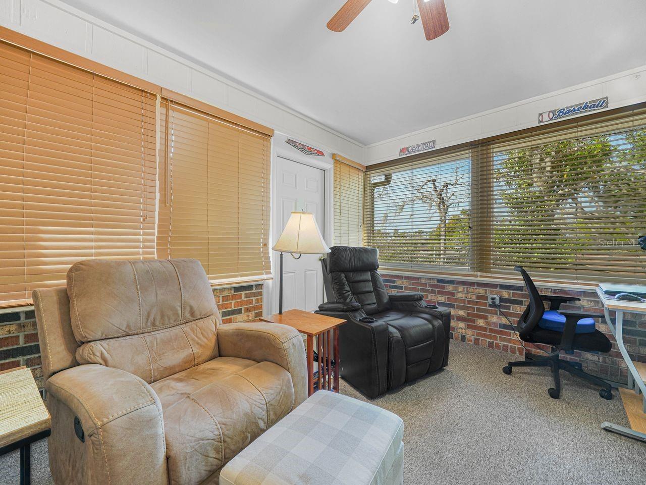 VILLASTHE 02 - Residential