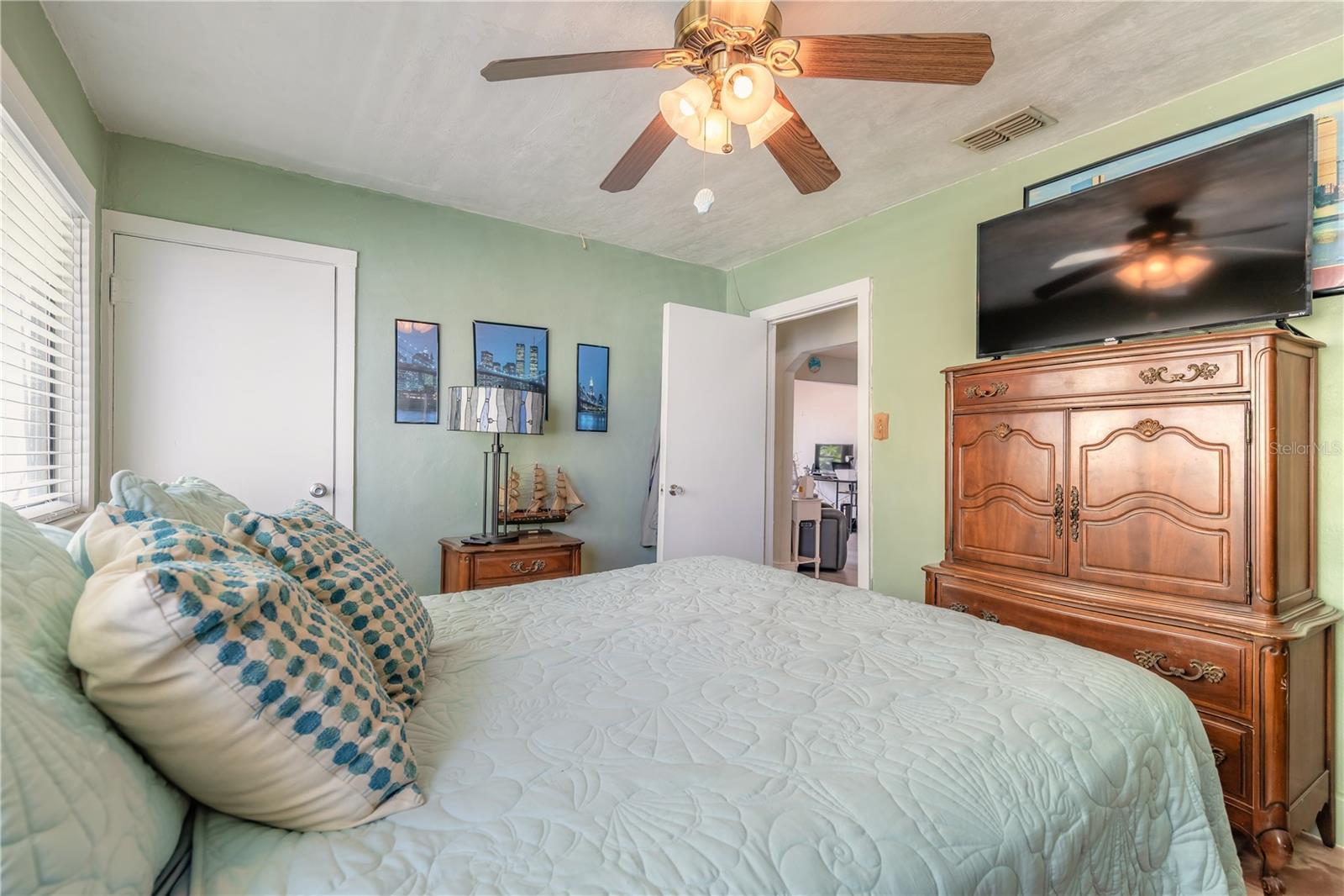 BOARDWALK 09-17-34 - Residential