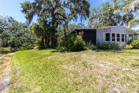 A home in ELLENTON