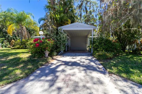 A home in ELLENTON