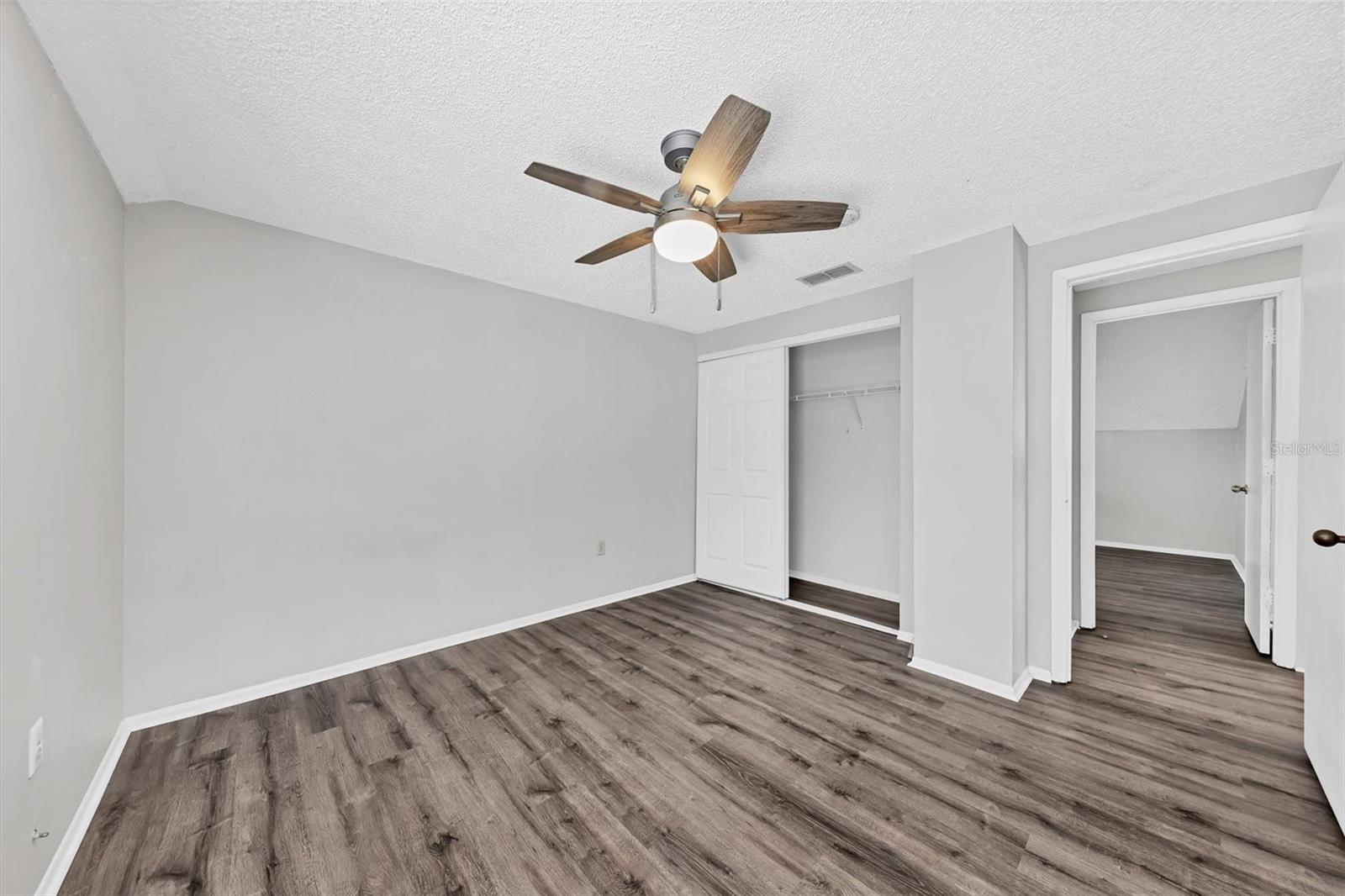 FLORA VILLA - Residential