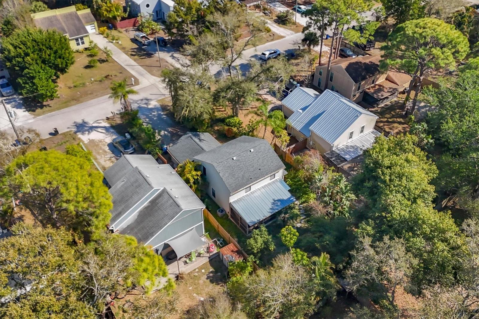 FLORA VILLA - Residential