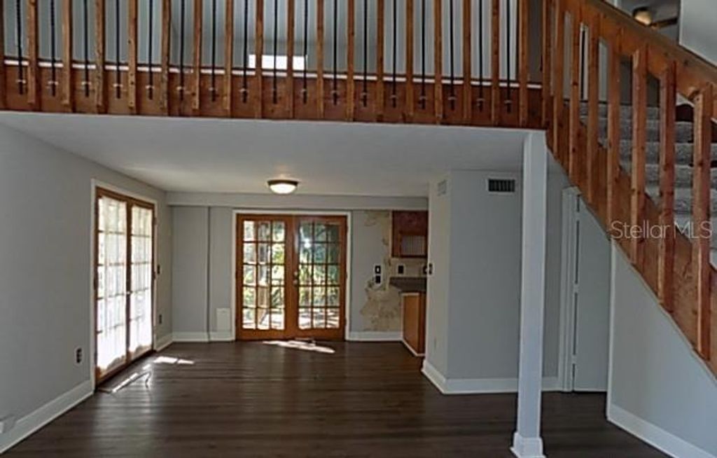 Photo of 4038 Olive Avenue, Sarasota, FL 34231 (MLS # A4683151)