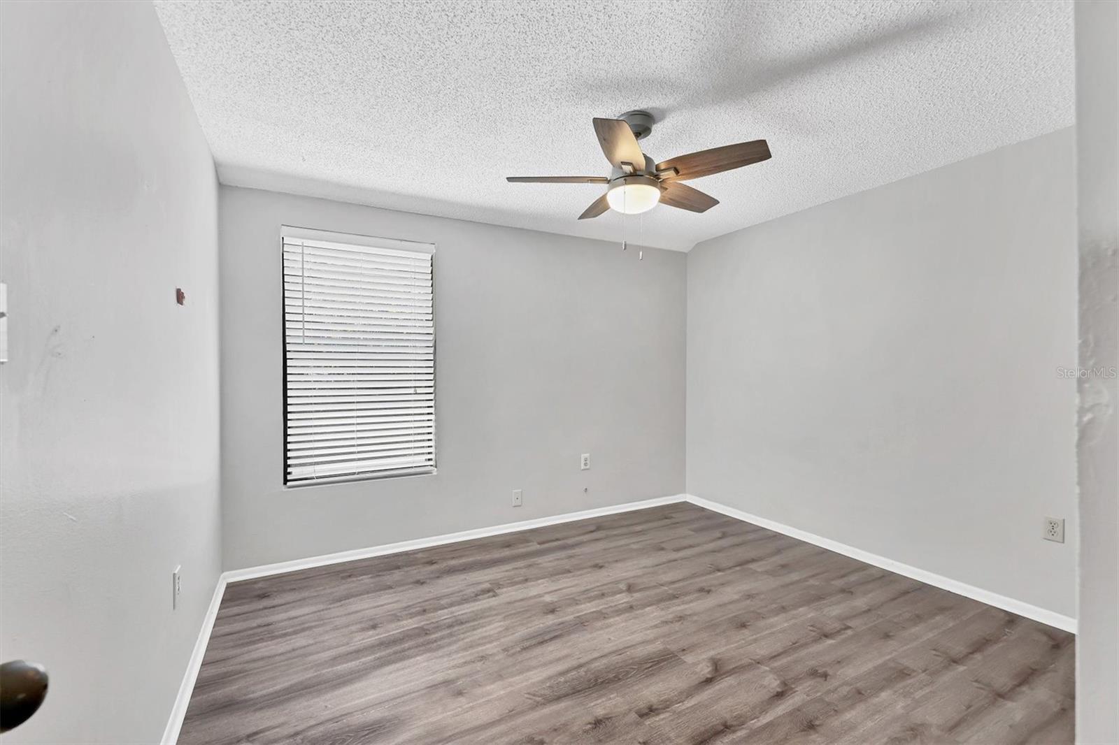 FLORA VILLA - Residential