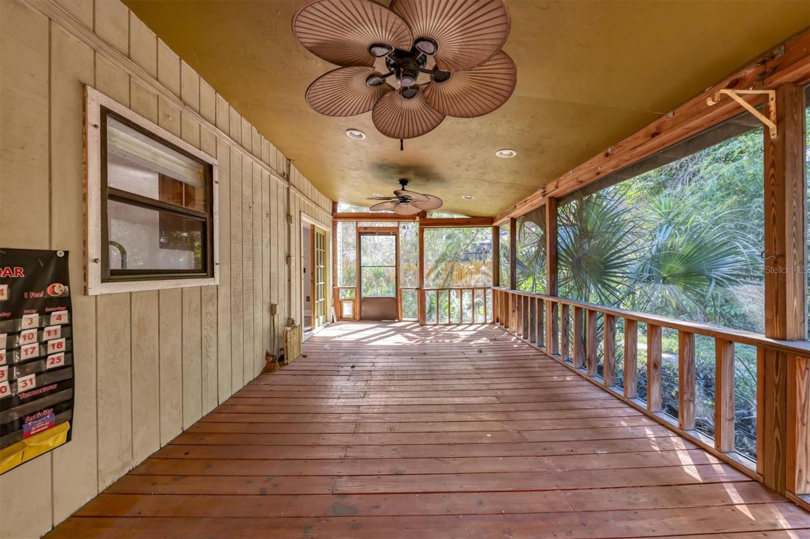 FLORA VILLA - Residential