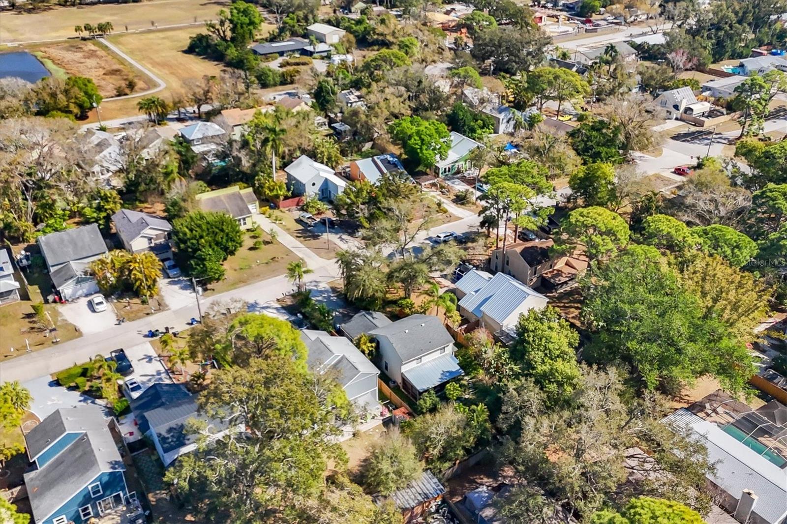 FLORA VILLA - Residential