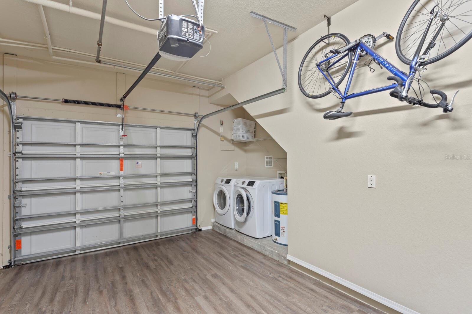 ARLINGTON PARK CONDO - Residential