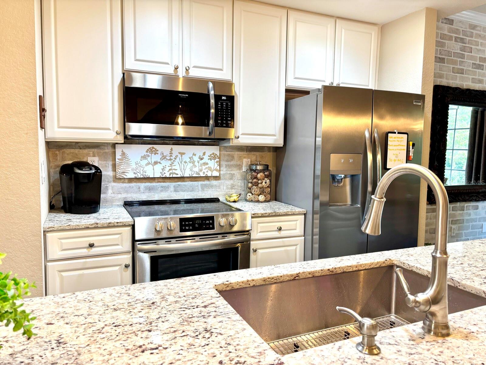 ARLINGTON PARK CONDO - Residential