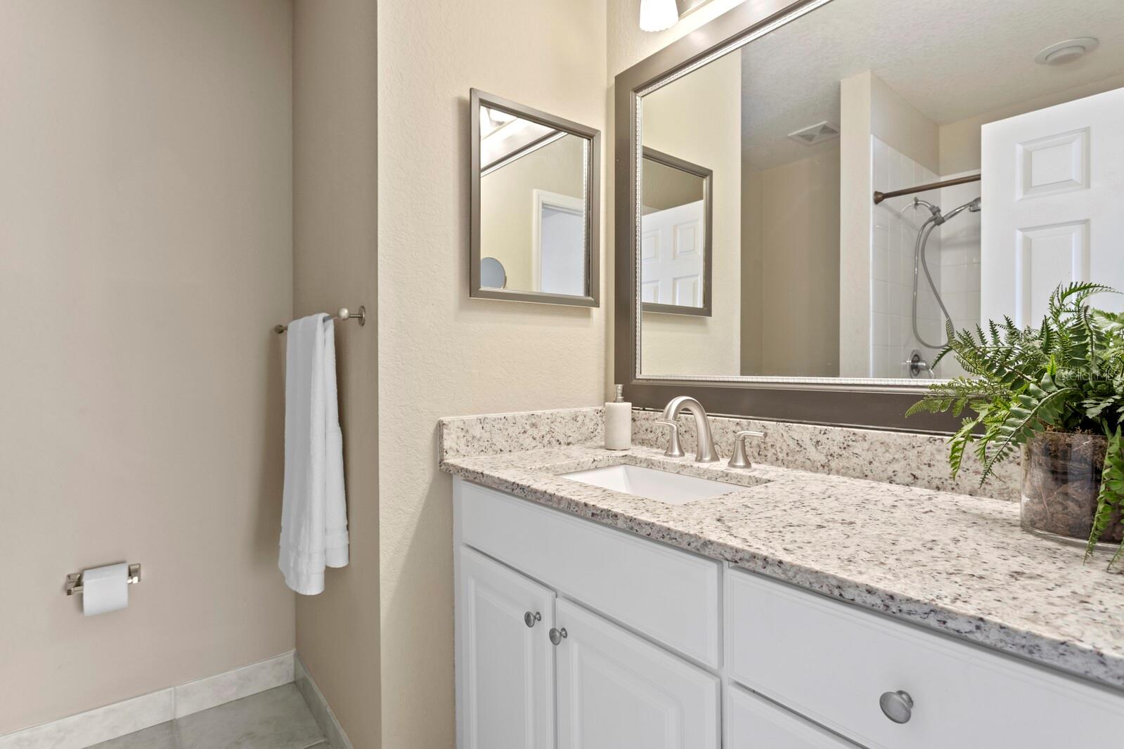 ARLINGTON PARK CONDO - Residential