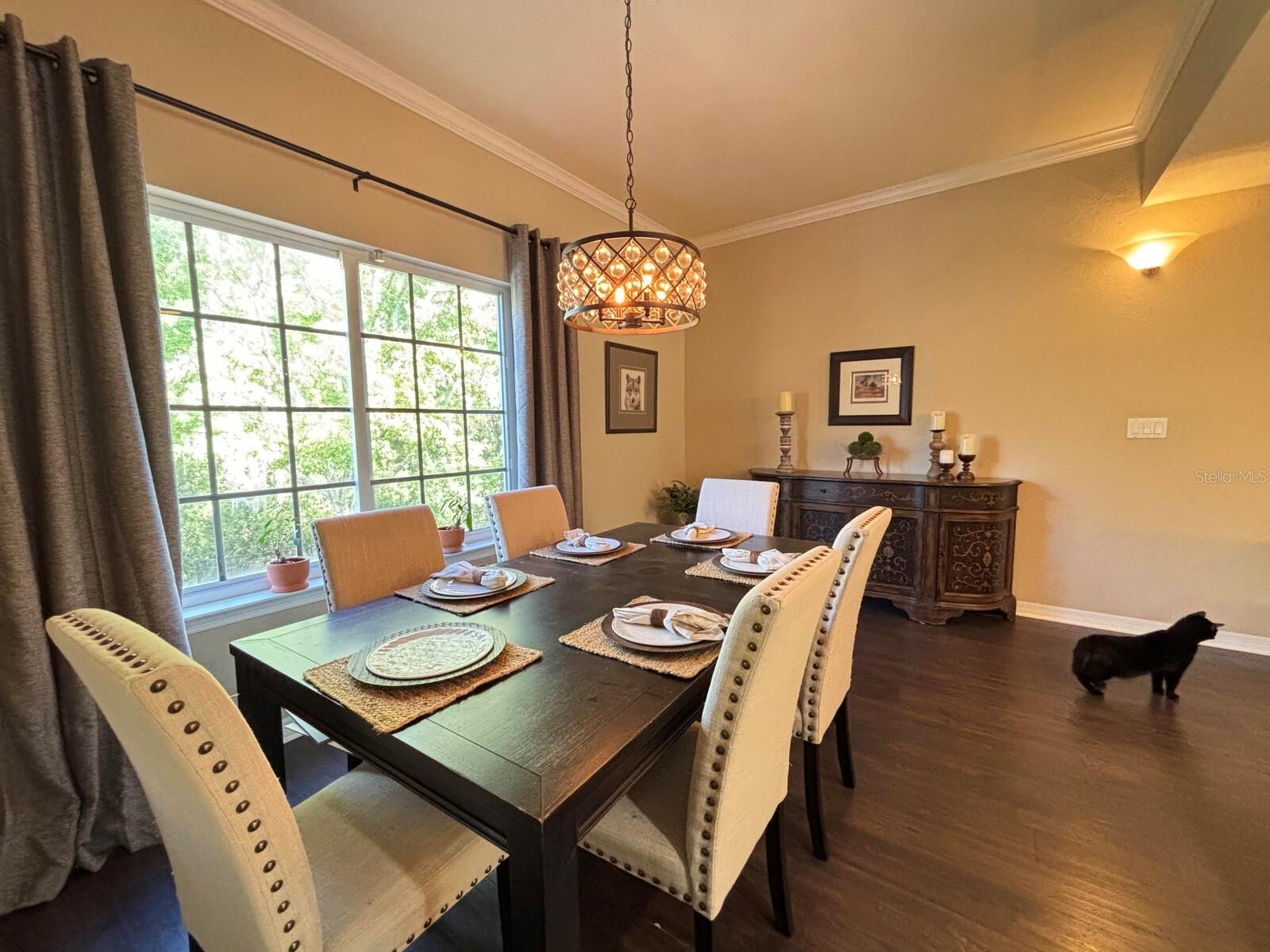 ARLINGTON PARK CONDO - Residential