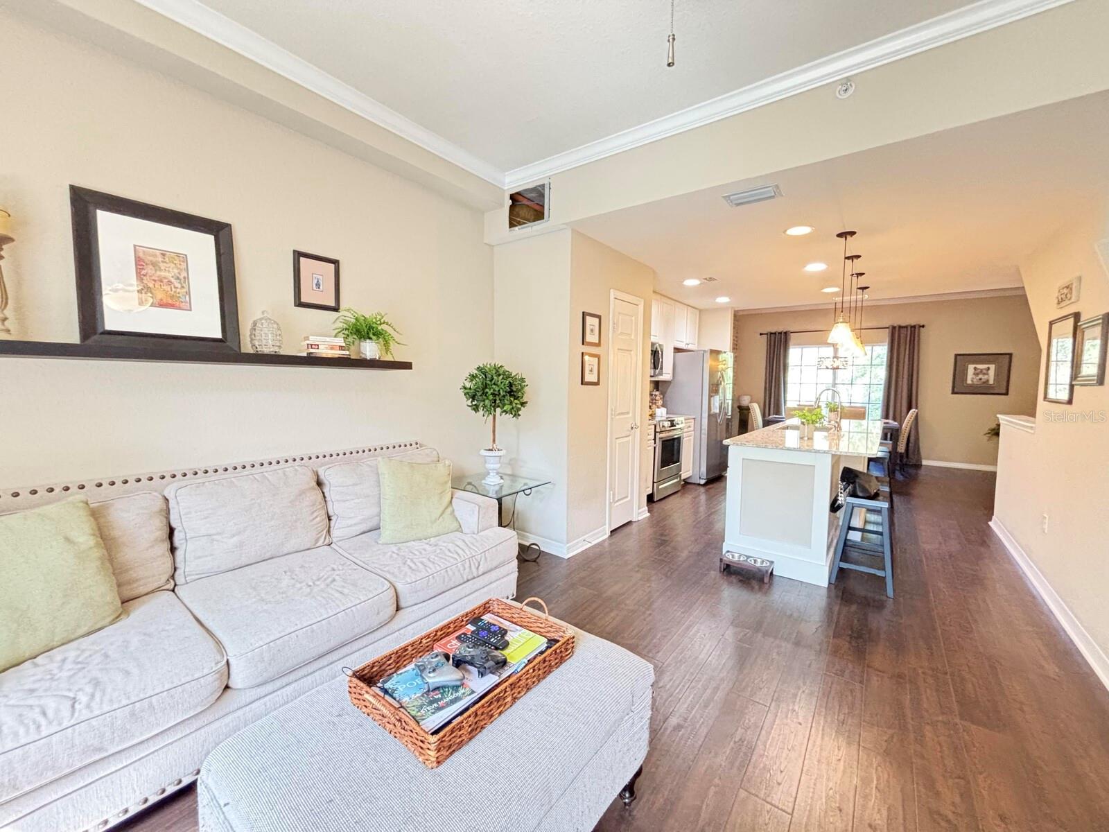 ARLINGTON PARK CONDO - Residential