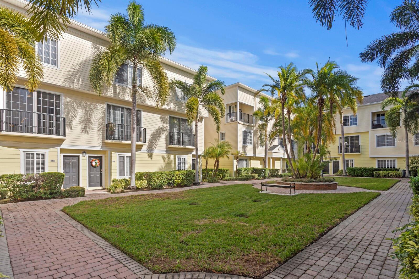 ARLINGTON PARK CONDO - Residential