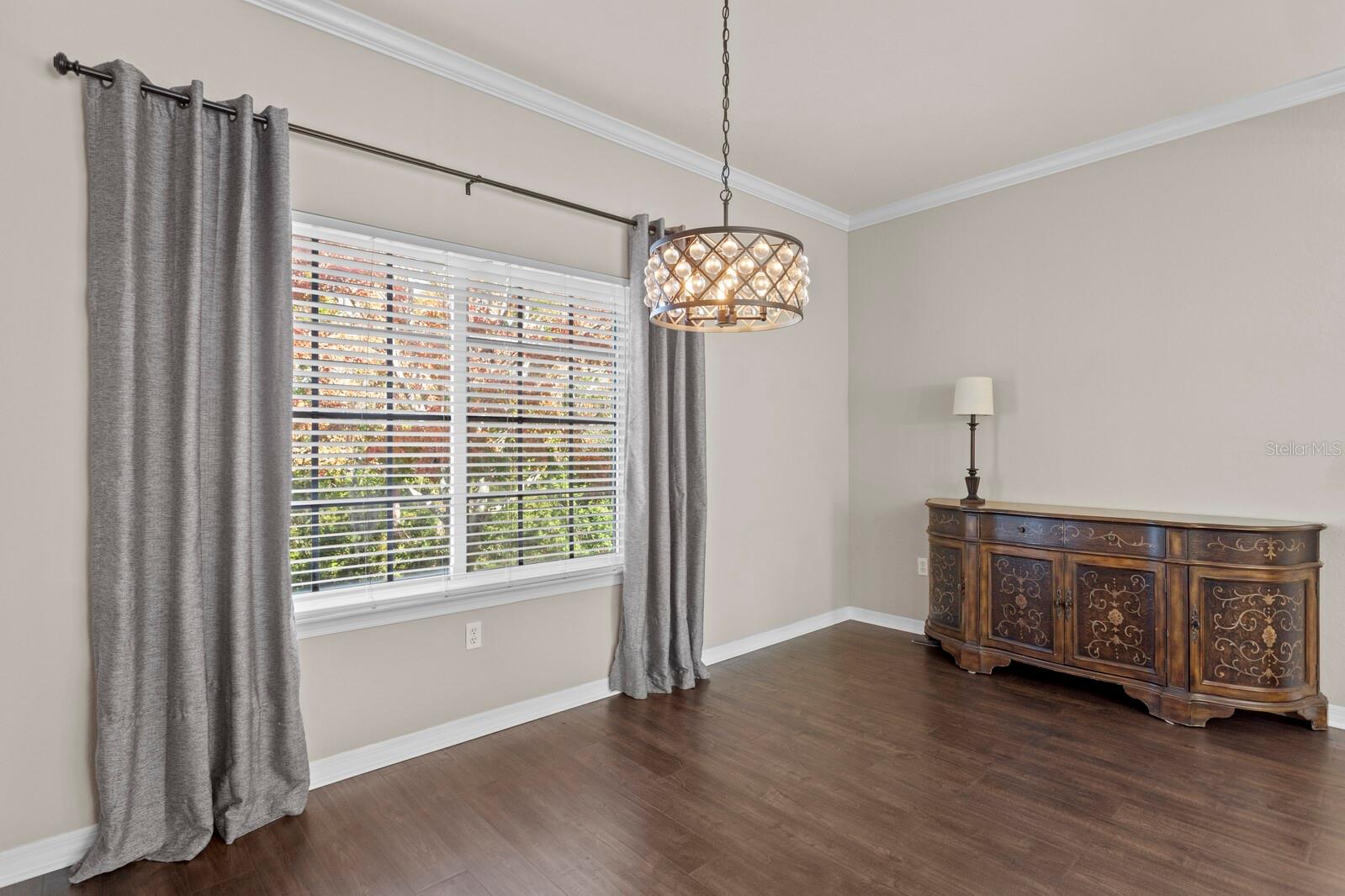 ARLINGTON PARK CONDO - Residential