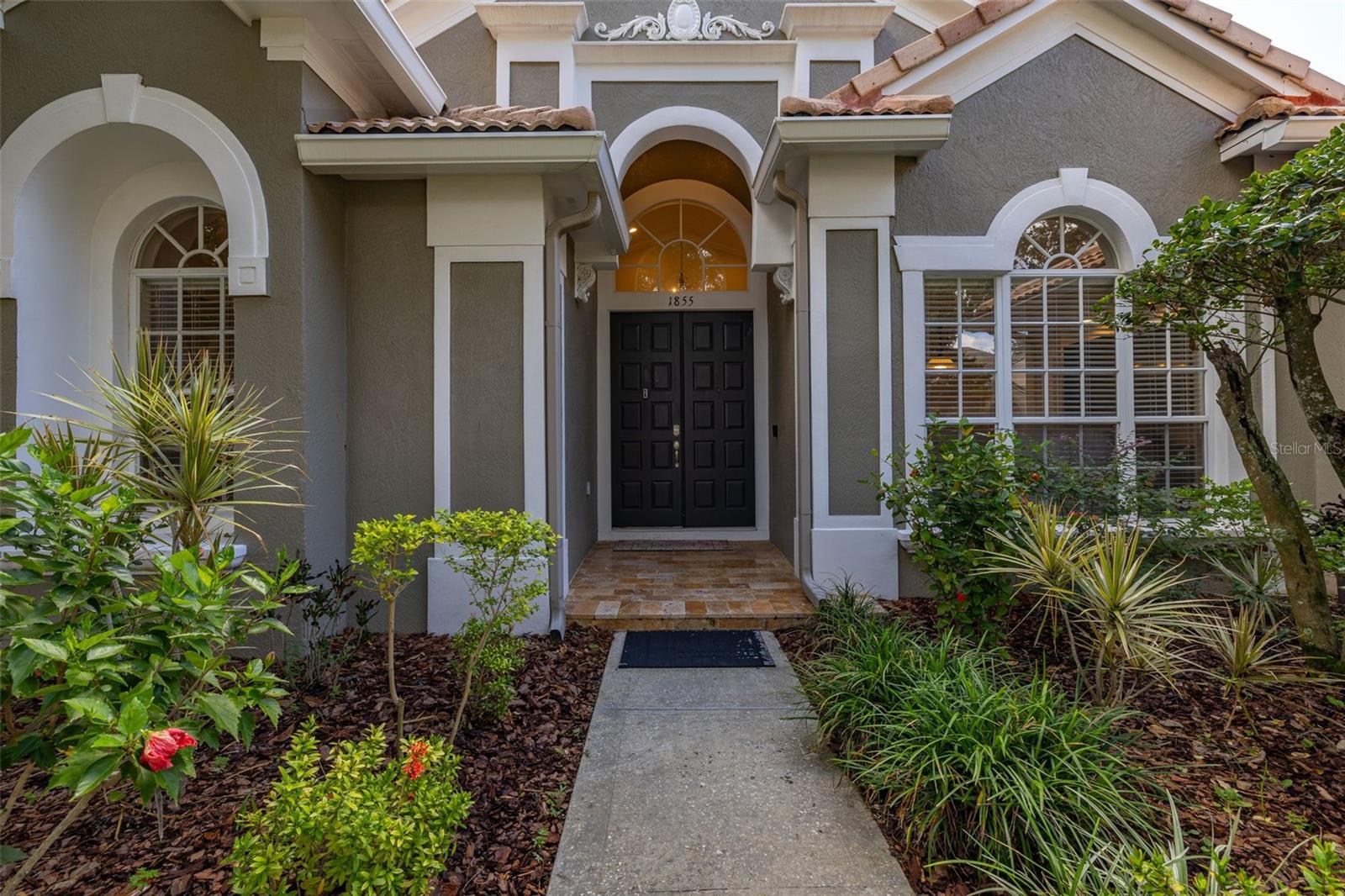 1855 VISTA ROYALE BOULEVARD