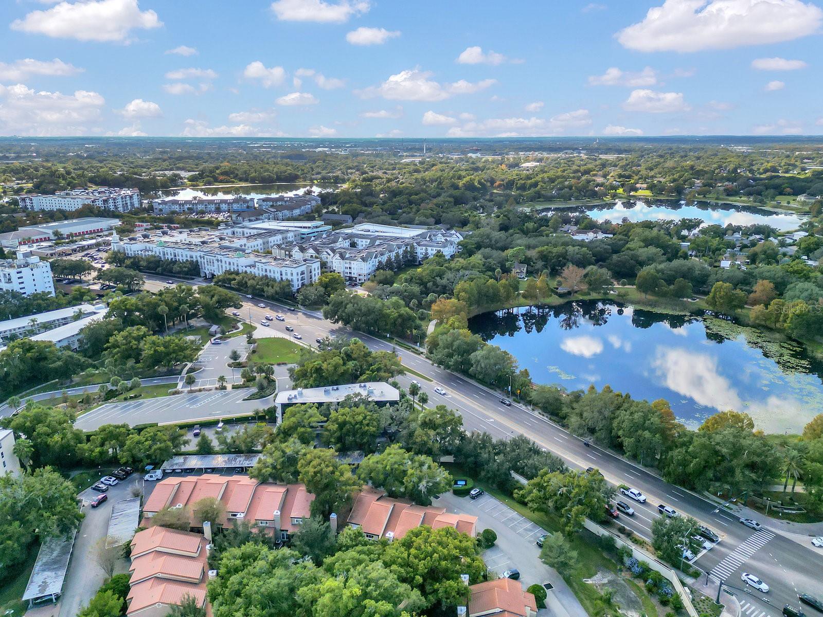 MOORINGS ON LAKE MAITLAND CONDO BLDG 05 - Residential