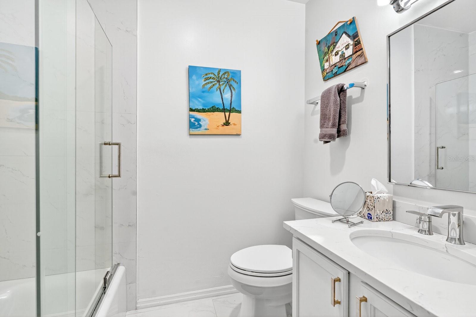 MOORINGS ON LAKE MAITLAND CONDO BLDG 05 - Residential