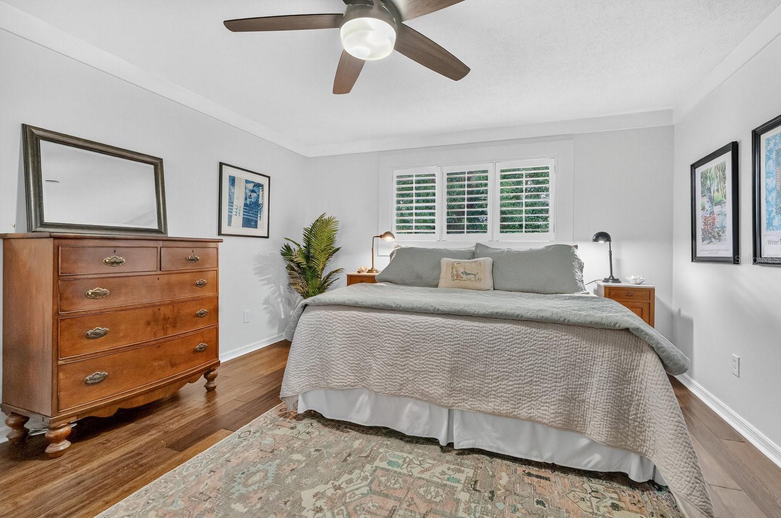 MOORINGS ON LAKE MAITLAND CONDO BLDG 05 - Residential