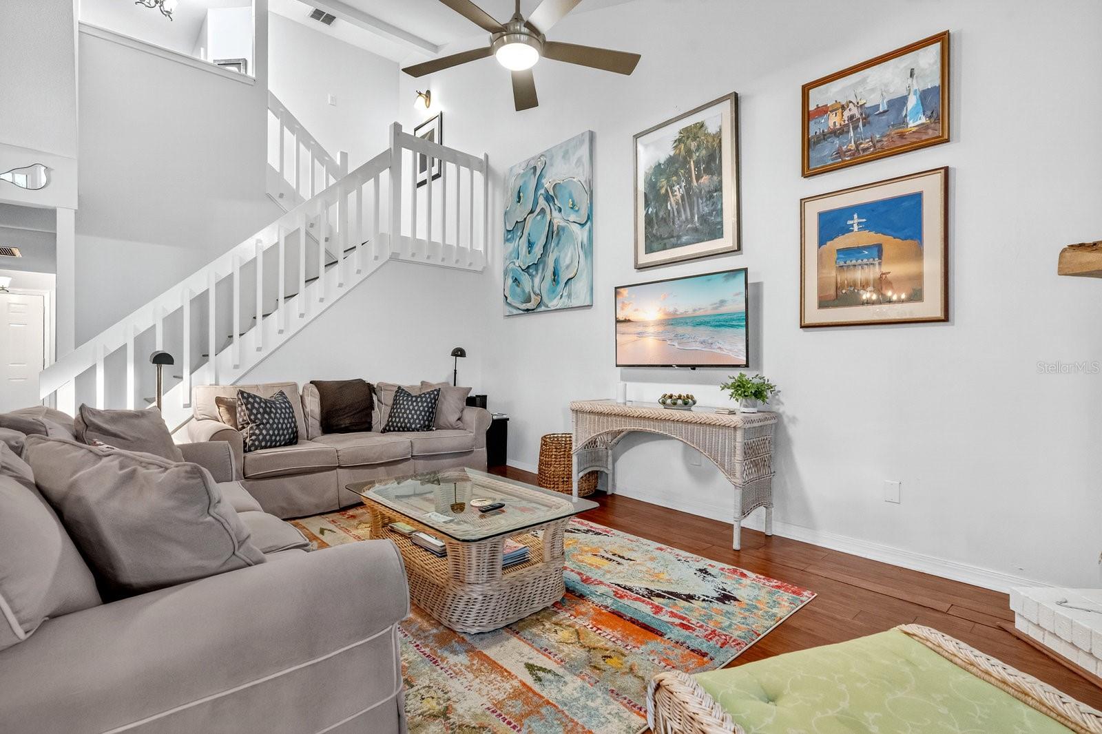 MOORINGS ON LAKE MAITLAND CONDO BLDG 05 - Residential