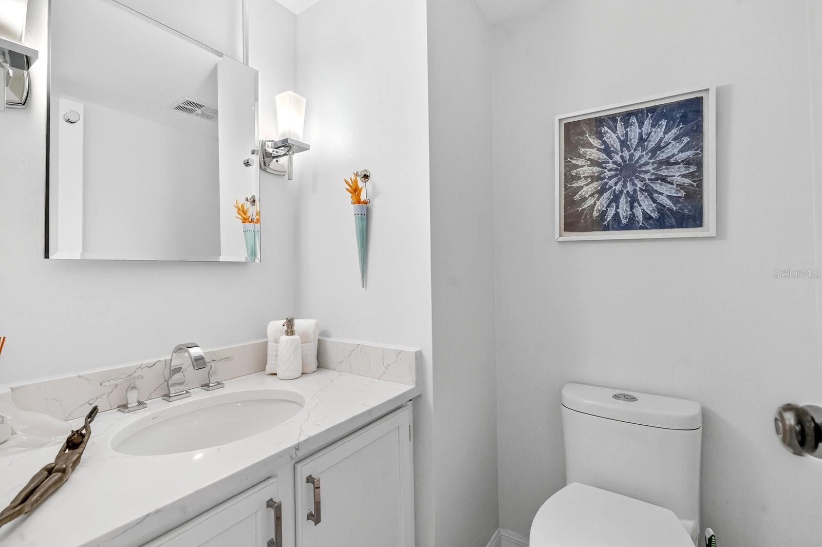 MOORINGS ON LAKE MAITLAND CONDO BLDG 05 - Residential