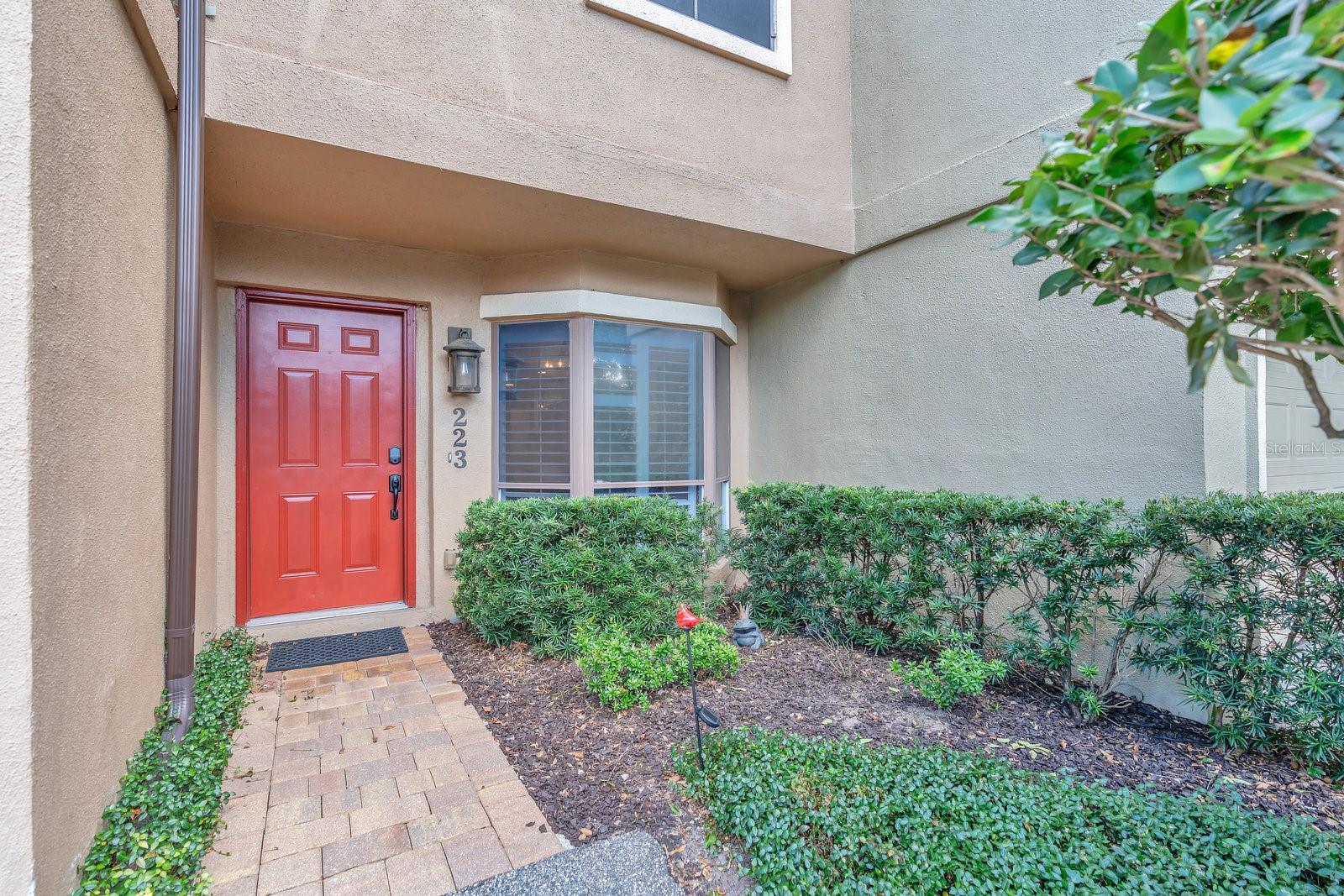 MOORINGS ON LAKE MAITLAND CONDO BLDG 05 - Residential