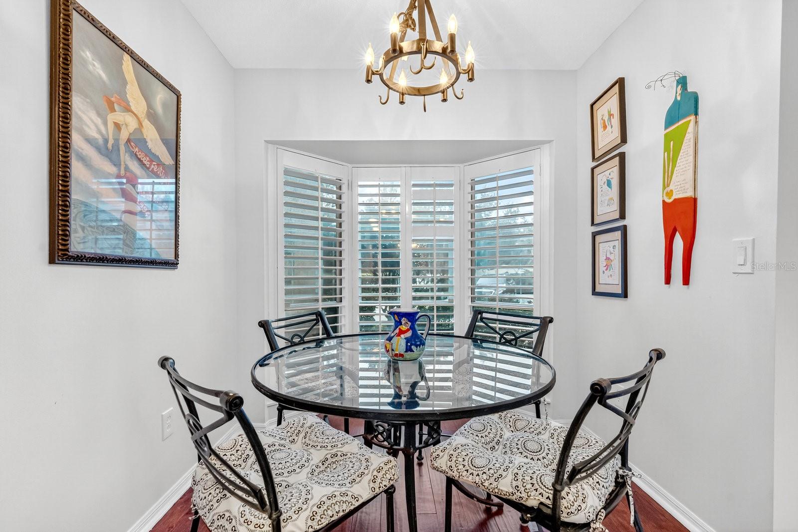 MOORINGS ON LAKE MAITLAND CONDO BLDG 05 - Residential