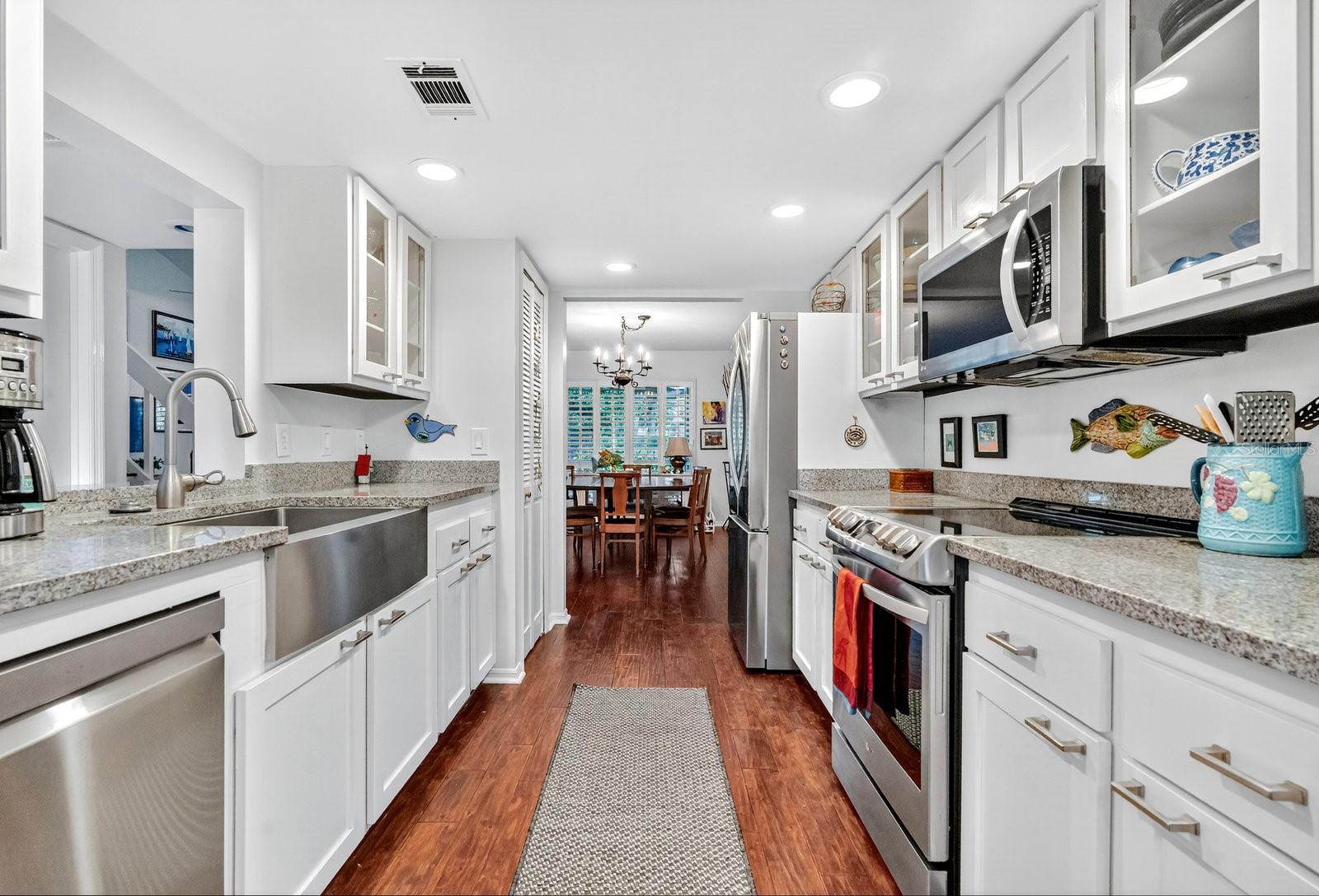 MOORINGS ON LAKE MAITLAND CONDO BLDG 05 - Residential