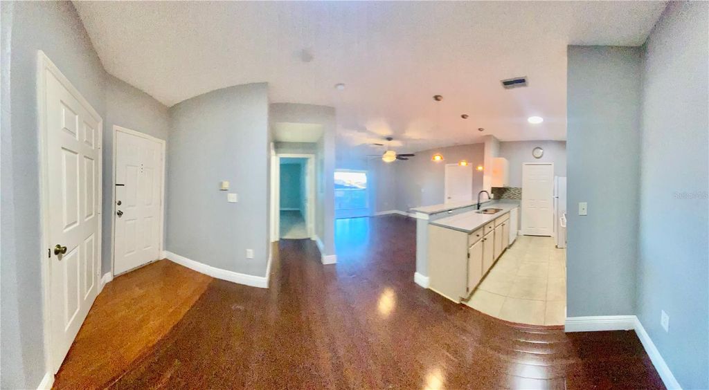 Photo of 5451 Vineland Road #2309, Orlando, FL 32811 (MLS # O6375077)