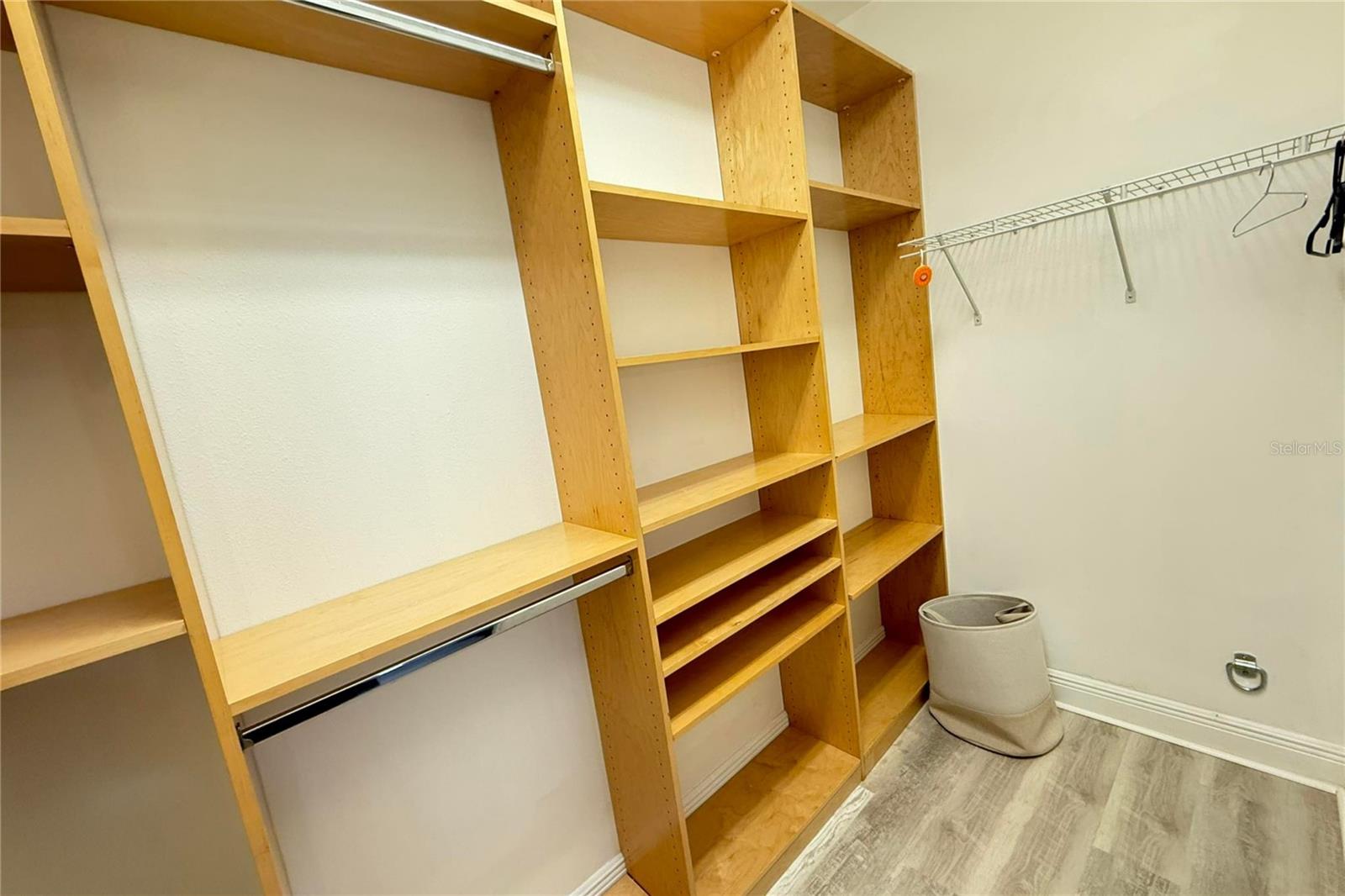 STATION SQUARE CONDO - Residential