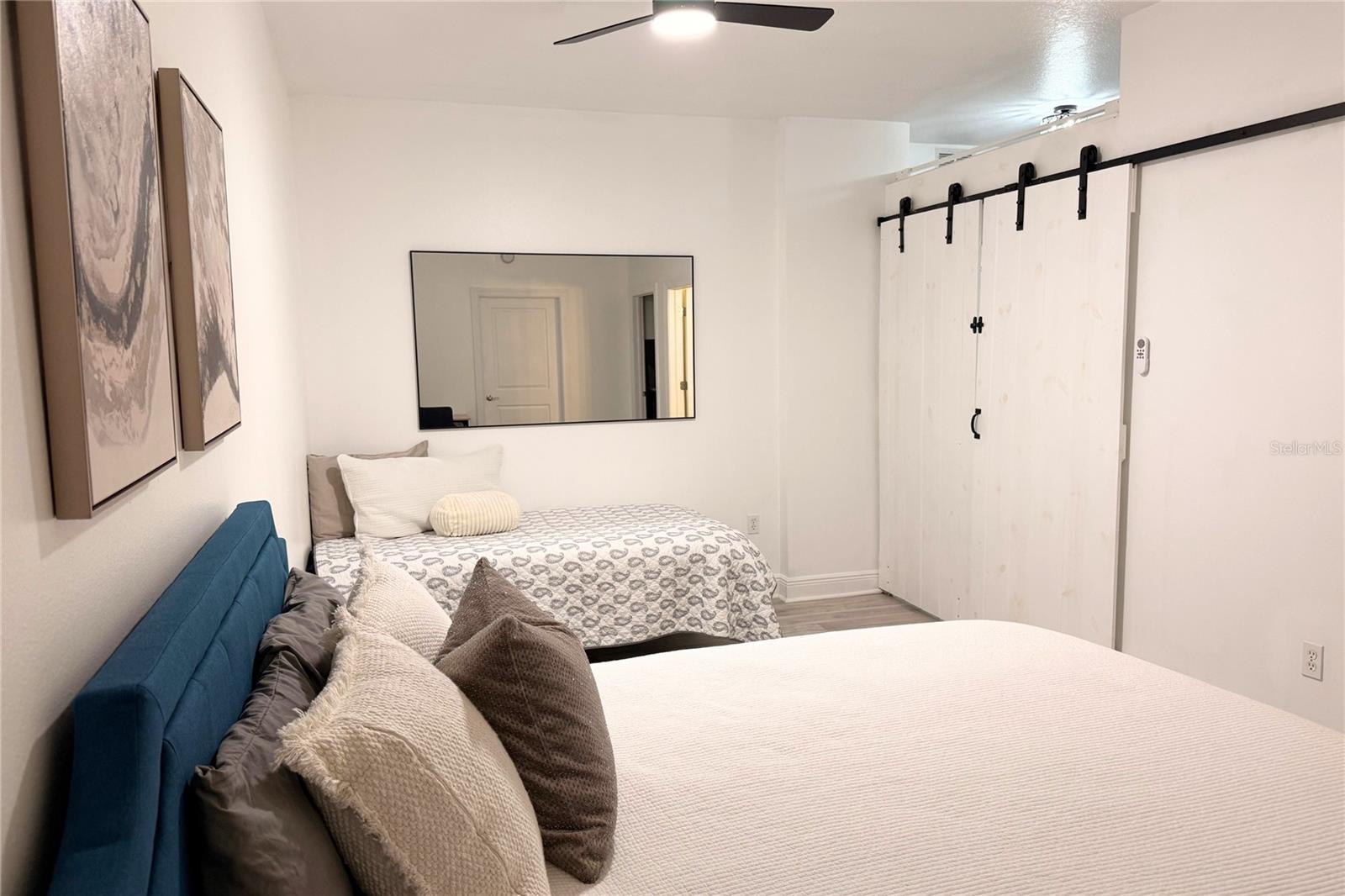 STATION SQUARE CONDO - Residential