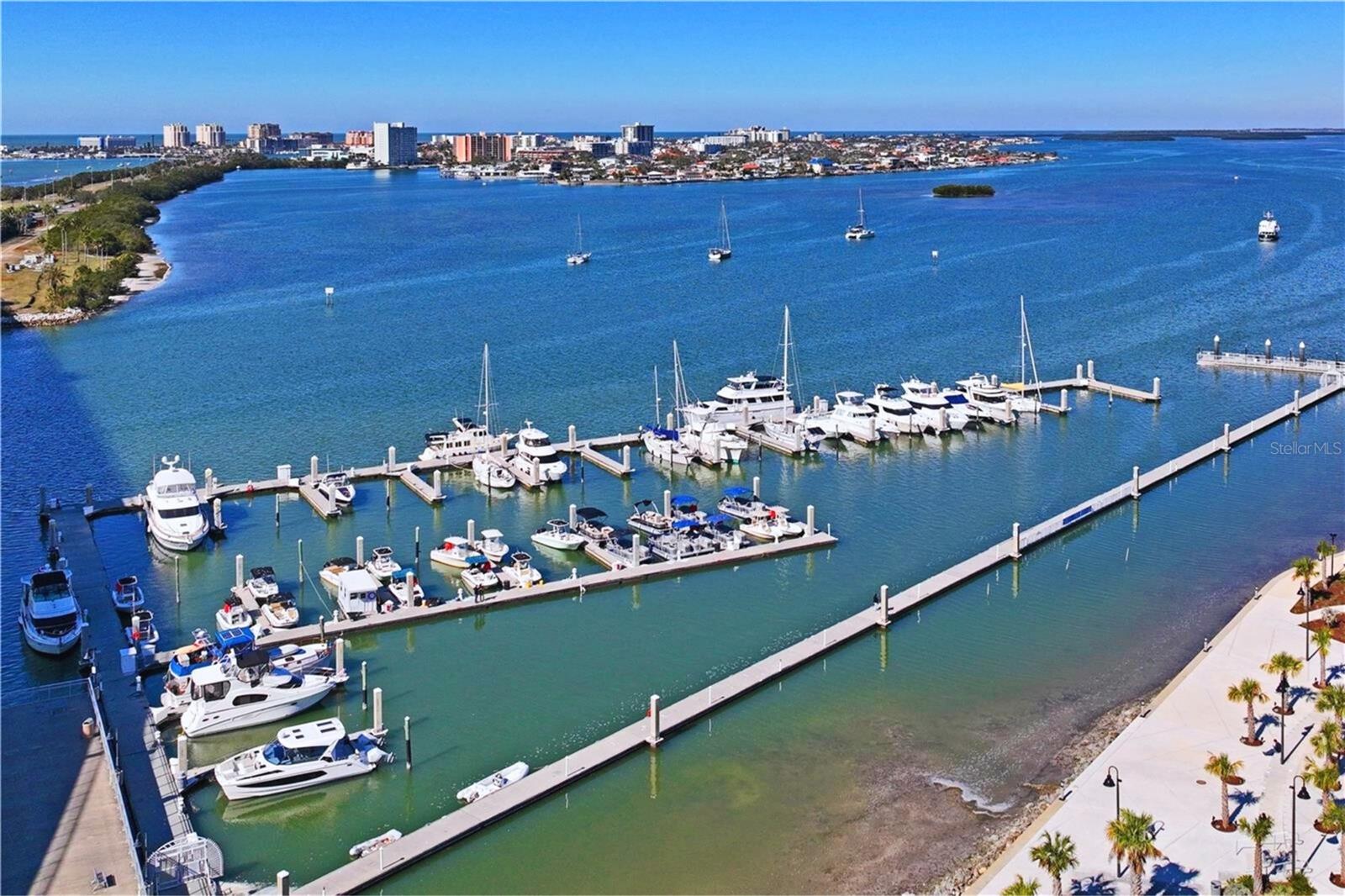 STATION SQUARE CONDO - Residential