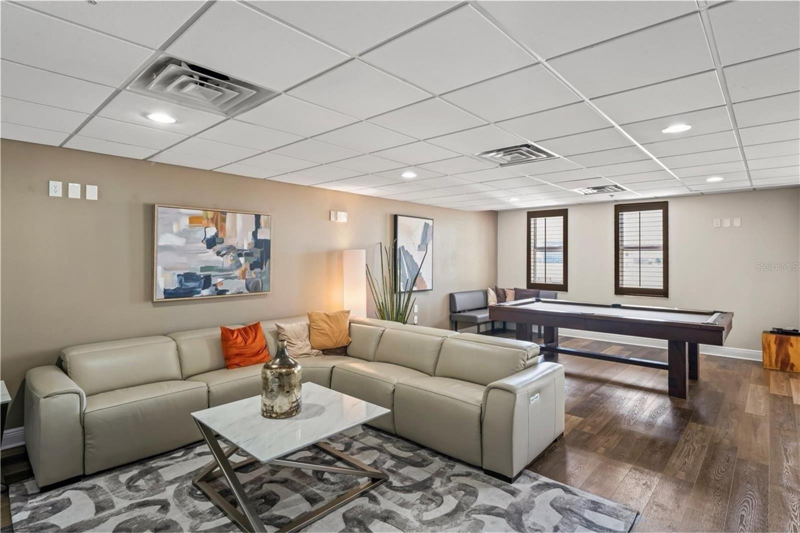 STATION SQUARE CONDO - Residential