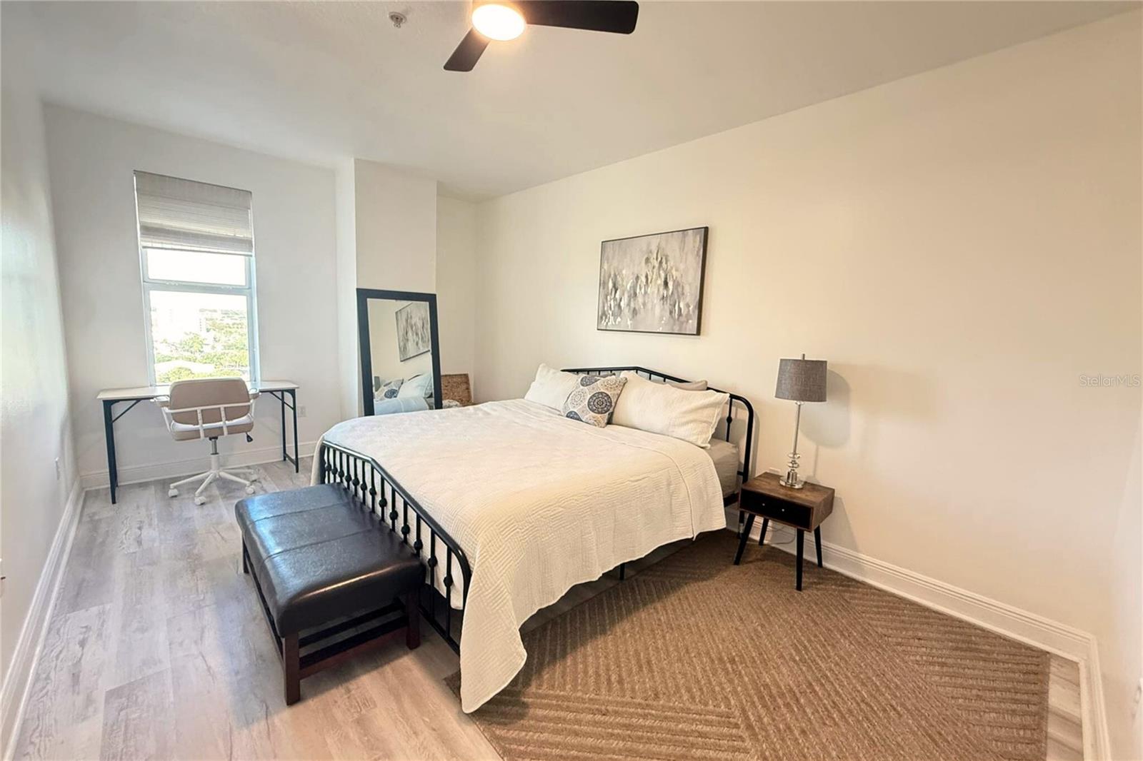 STATION SQUARE CONDO - Residential