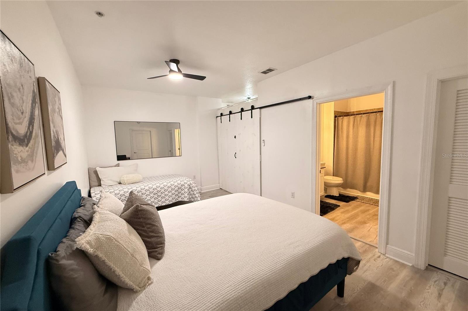 STATION SQUARE CONDO - Residential