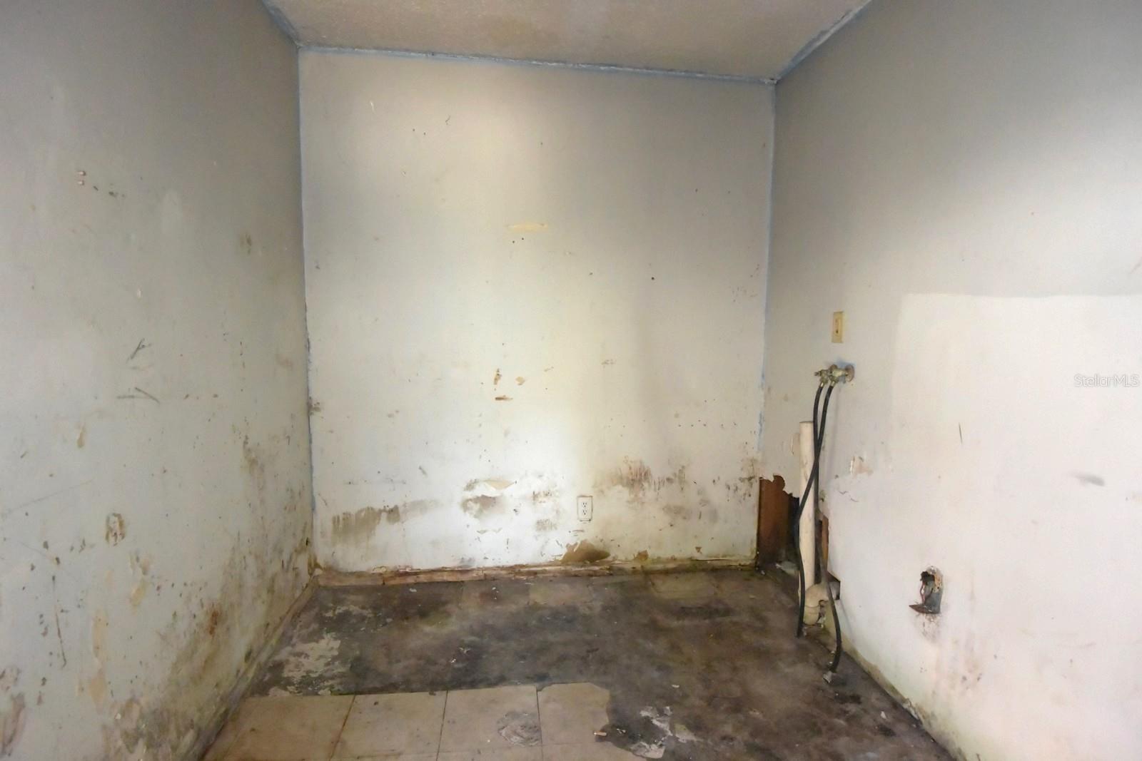 KINGSWOOD PARK-REP OF 2ND - Residential