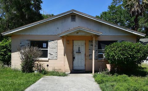 11 KINGS CIRCLE BROOKSVILLE FL 34601