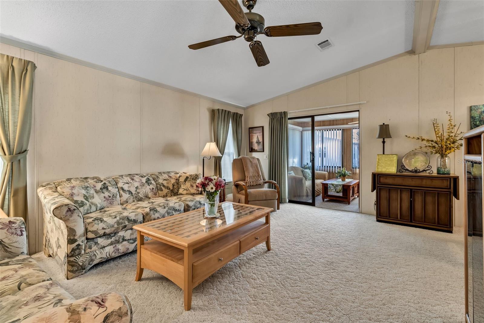 PARADISE BAY ESTATES, A RESIDENTIAL COOP - Residential