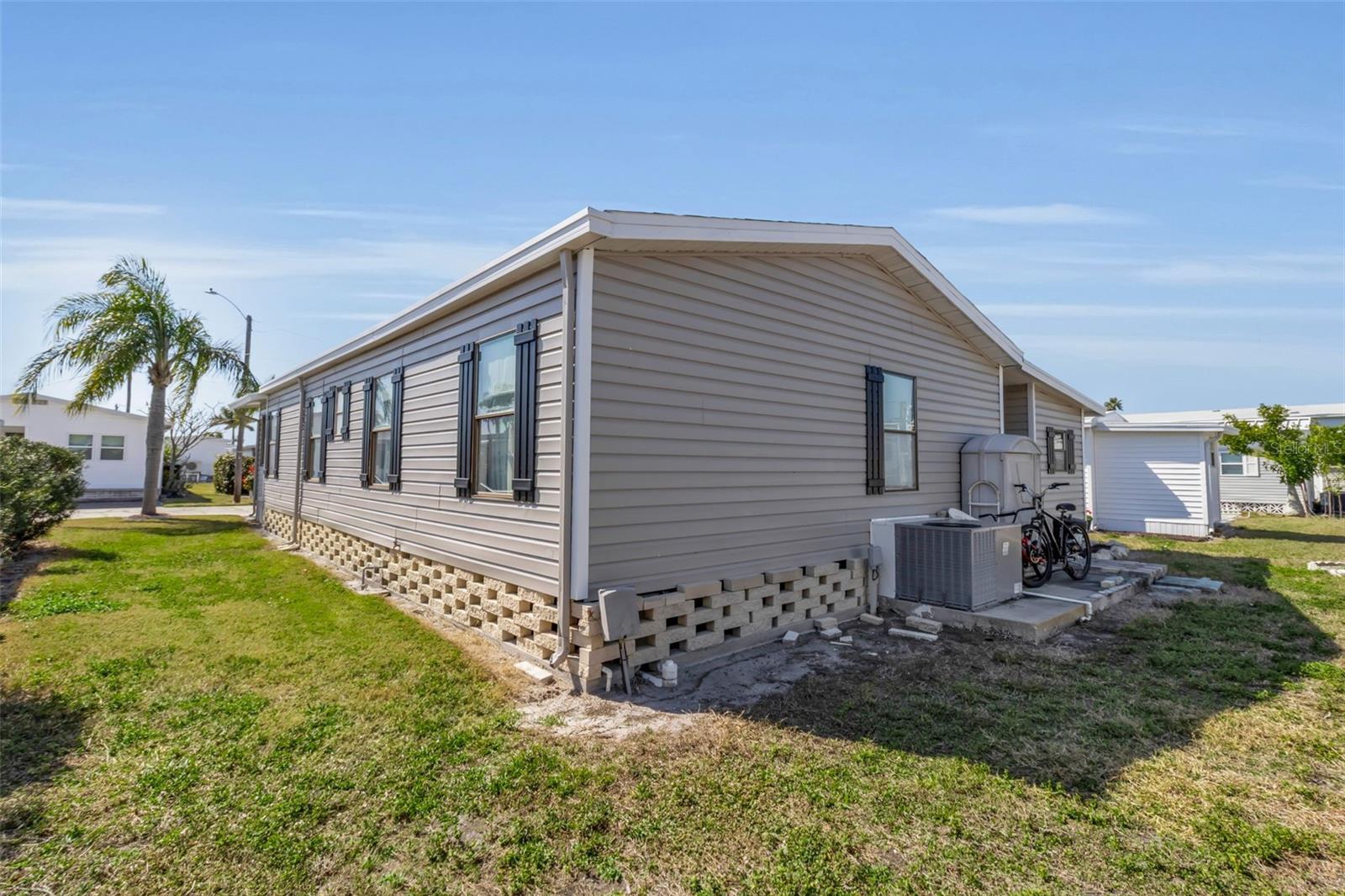 PARADISE BAY ESTATES, A RESIDENTIAL COOP - Residential