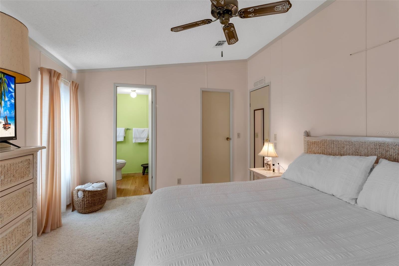 PARADISE BAY ESTATES, A RESIDENTIAL COOP - Residential