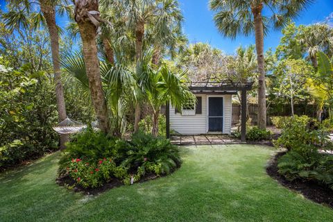 A home in ANNA MARIA